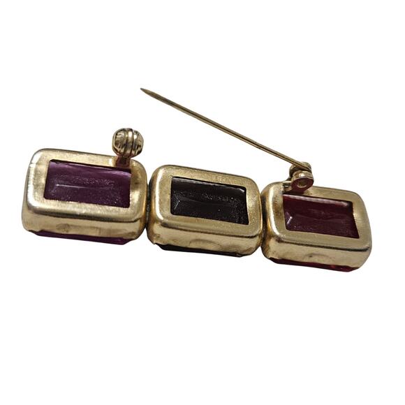 1980s Mod Red Purple Pink Brooch Geometric Rectangle Gold Trim C Clasp Closure - Picture 4 of 8